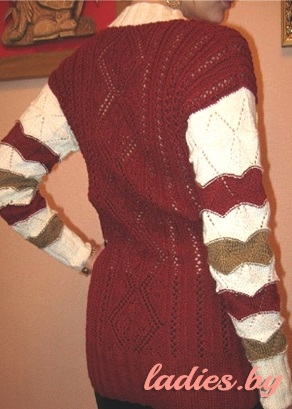 Ажурный удлинённый пуловер спицами (спинка)
