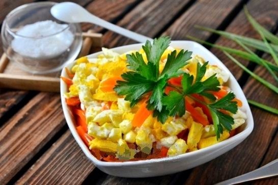 Салат из печени и икры минтая (рецепт-4)