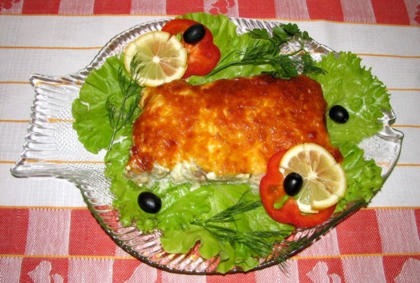 Морская рыба, запечённая с сыром (рецепт-1)