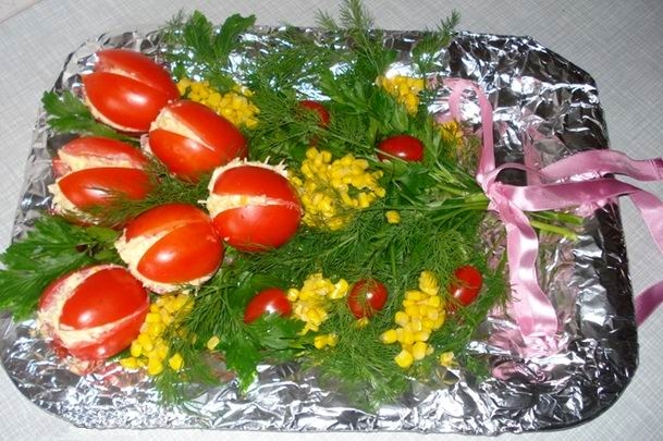 Праздничные салат-закуски из помидоров